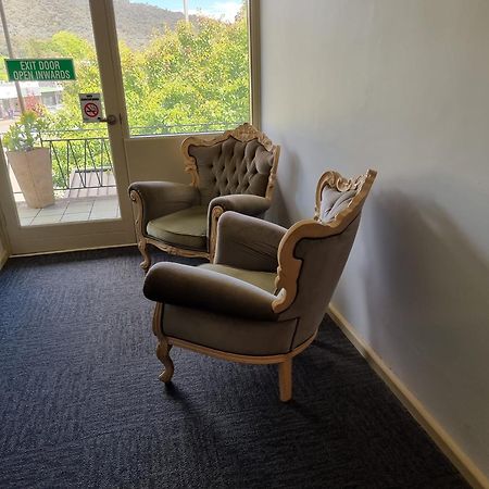 Myrtleford Hotel Экстерьер фото