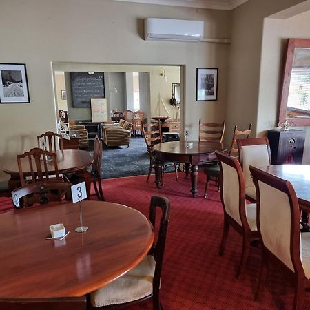 Myrtleford Hotel Экстерьер фото
