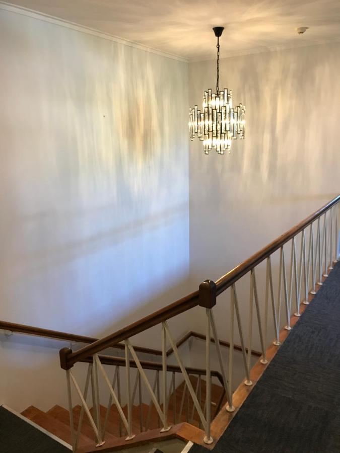 Myrtleford Hotel Экстерьер фото