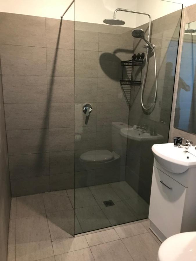 Myrtleford Hotel Экстерьер фото