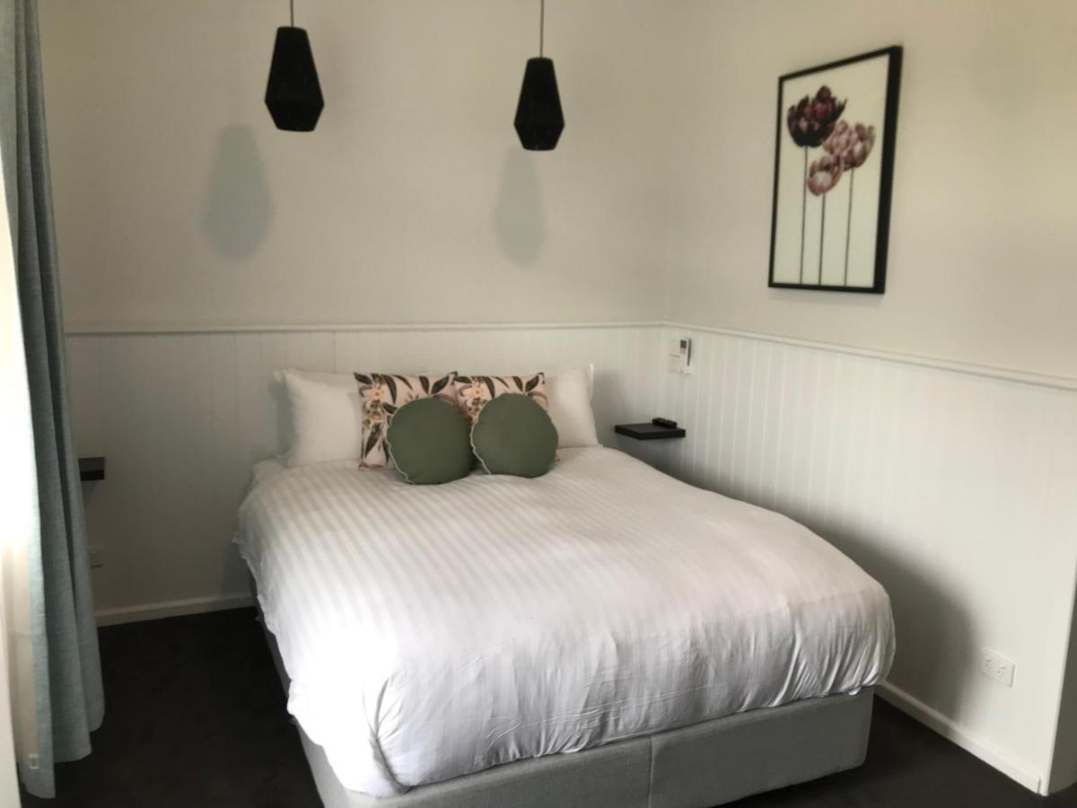 Myrtleford Hotel Экстерьер фото